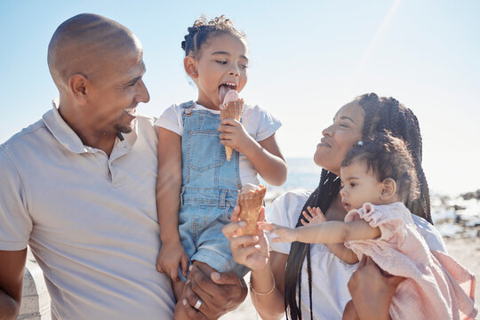 family with kids eating ice cream